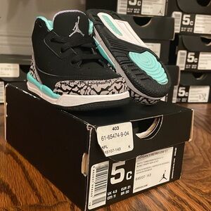 Jordan Kids Retro Shoes - Black and Teal